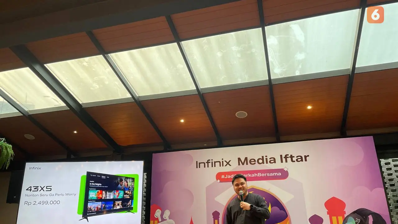Country Marketing Manager Infinix Indonesia Sergio Ticoalu umumkan Infinix akan rilis TV pintar pertamanya di Indonesia.