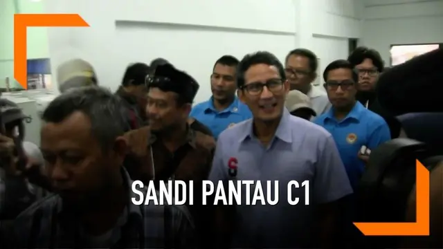 Sandiaga Uno turun langsung untuk memantau rekapitulasi dokumen C1 di GOR Kebayoran Baru.