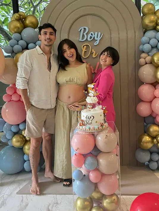 Jessica Iskandar dan Vincent Verhaag (Instagram/tya_ariestya)