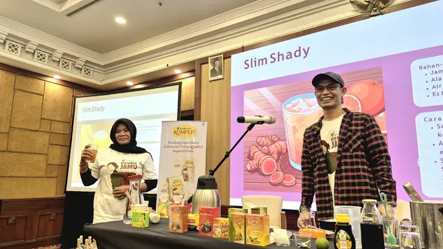 Gerakan 1.000 Angkringan Sido Muncul Bekali Pelaku Usaha agar Jamu Makin Dikenal
