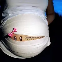 Hamil bukan berarti tidak bisa bersenang-senang dengan kostum di hari Halloween!