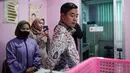 Pj Gubernur DKI Jakarta Teguh Setyabudi memastikan 44 Puskesmas tingkat Kecamatan siap melayani program Pemeriksaan Kesehatan Gratis (CKG) bagi warga yang berulang tahun. (YASUYOSHI CHIBA/AFP)