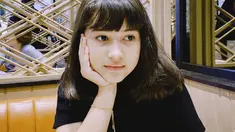 Sandrinna Michelle kini tengah menjadi perbincangan setelah membintangi sinetron ;Dari Jendela SMP'. Semakin tekun menggeluti dunia akting, dirinya semakin dikenal luas.(Liputan6.com/IG/@sandrinna_11)