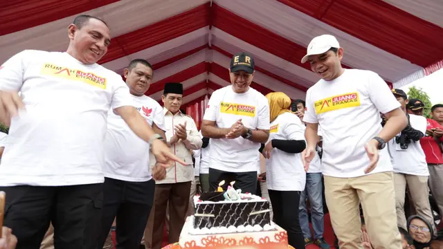 Pasangan Cagub dan Cawagub Sumut Edy Rahmayadi-Ijeck