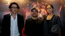 Agus Kuncoro, Rizal Mantovani dan Inong Ayu saat menghadiri gala premiere WEWE di Epicentrum XXI, Jakarta, Senin (13/4/2015). (Liputan6.com/Faisal R Syam) 