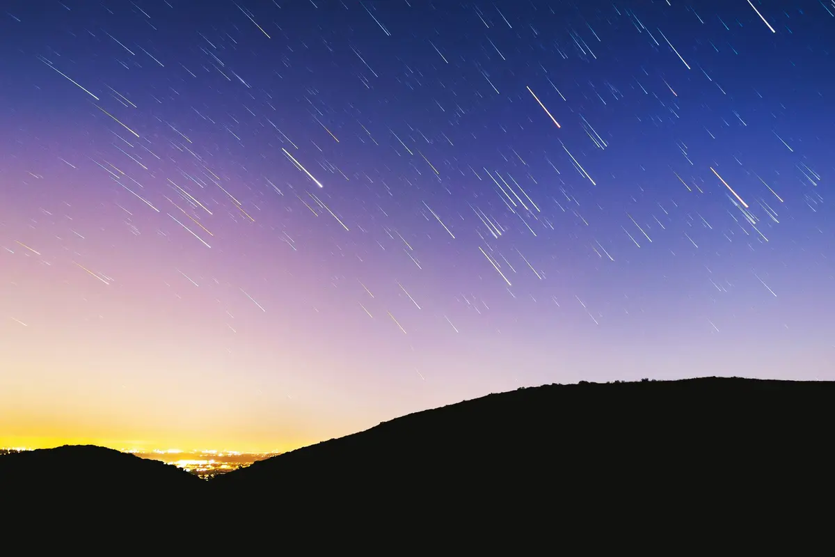 Lyrid Meteor Shower 2026: When and How to See the Spectacular Sky