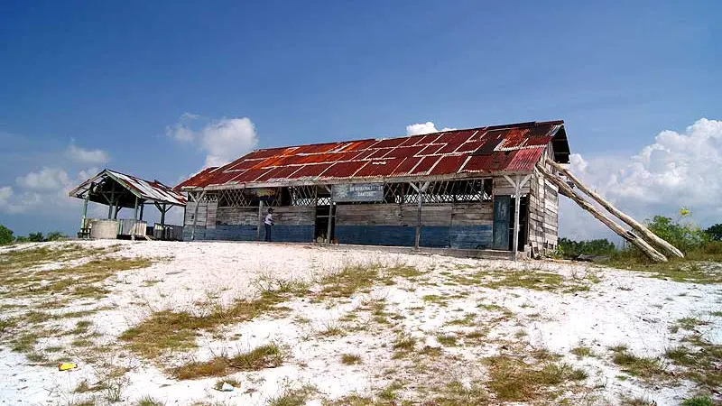 5 Tempat Wajib Dikunjungi Saat Belibur Di Negeri Laskar Pelangi