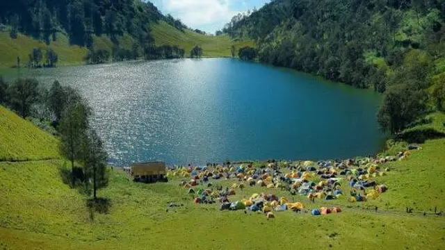 Karhutlah di  Jalur Pendakian Gunung Semeru, 170 Pendaki Dievakuasi
