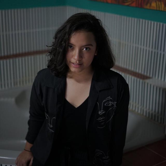 7 Potret Terbaru Gloria Hamel, Anggota Paskibraka Berpaspor Prancis yang Viral