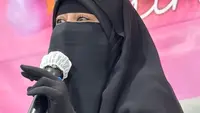 Potret Ummi Pipik Nonton Final FIFA ASEAN Cup 2026, Pakai Jersey Egy Maulana Vikri