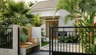 6 Inspirasi Pagar Rumah dengan Tempat Paket Khusus Kurir yang Praktis, Aman, dan Tetap Estetik