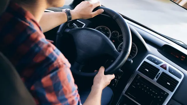 Kemudi mobil