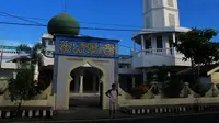 Masjid Agung Awwal Fathul Mubien di Kelurahan Islam, Kecamatan Tuminting, Manado, Sulawesi Utara. (Liputan6.com/Yoseph Ikanubun)