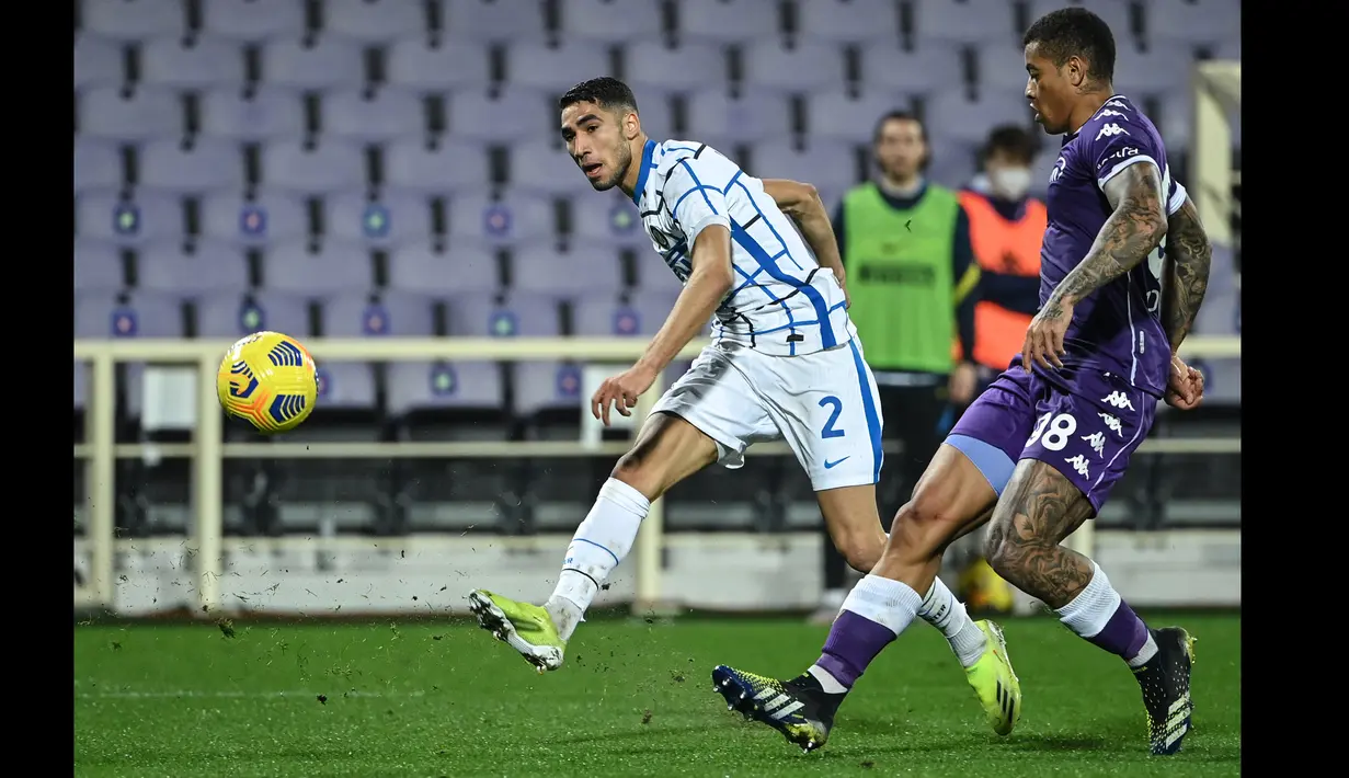 Ivan Perisic sukses menambah keunggulan Nerazzurri pada menit ke-52 lewat sontekan dari jarak dekat meneruskan assist Achraf Hakimi. (Foto: AFP/Alberto Pizzoli)