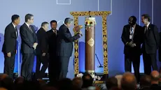 Pemukulan kentongan yang dilakukan SBY menjadi tanda dibukanya konferensi yang diselenggarakan 3-6 Desember di BNDCC, Bali (Rumgapres/Abror Riski) 