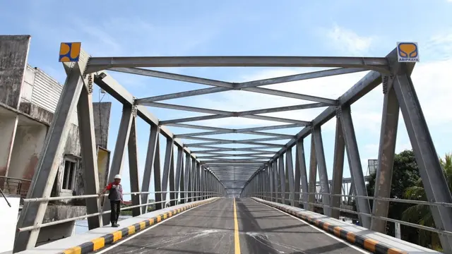 Kementerian PUPR melakukan duplikasi Jembatan Landak dan Jembatan Kapuas di Pontianak. (Dok Kementerian PUPR).