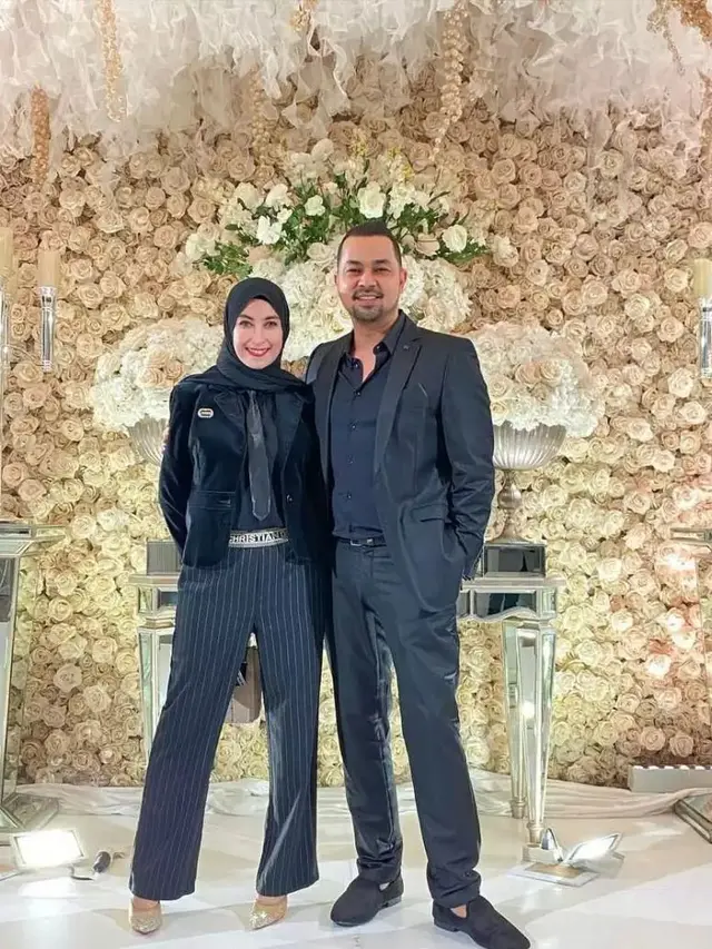 Potret 7 Raja Sinetron Era 90-an Bersama Pasangan, Selalu Mesra
