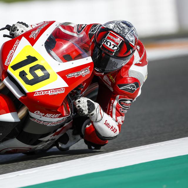 Demi Menembus Motogp Andi Gilang Janji Tampil Maksimal Di Moto2 Musim Depan Ragam Bola Com