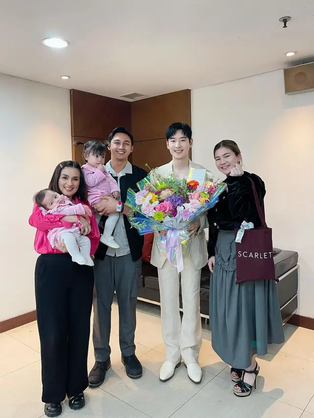 6 Potret Akrab Felicya Angelista dan Caesar Hito dengan Lee Je Hoon, Bak Bestie