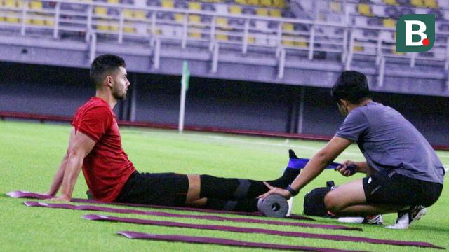 Foto: Sandy Walsh Latihan Terpisah, Debut Di Kampung Halaman Leluhur Ambyar