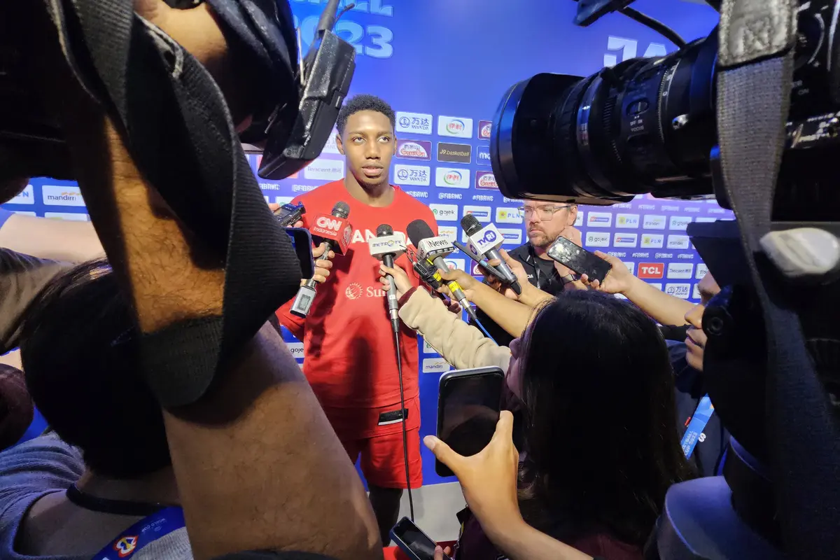 Suasana wawancara pemain FIBA World Cup 2023 seusai pertandingan