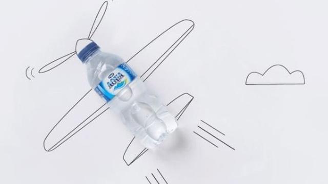 Air minum dalam kemasan Aqua (Foto: Instagram @sehataqua)