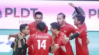 Timnas voli putra Indonesia mengawali langkah mereka di SEA V League 2024 dengan manis. Skuad Merah-Putih sukses mengatasi perlawanan Filipina pada partai perdana di GOR UNY, Yogyakarta, Jumat (23/8/2024) malam WIB. (PBVSI)