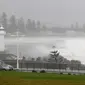 Pelabuhan Wollonggong di Pantai Timur Sydney Hadapi Gelombang Tinggi (Ian Svegovic)