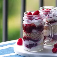 Ilustrasi yogurt. Sumber foto: unsplash.com/Irina Grigoraş.