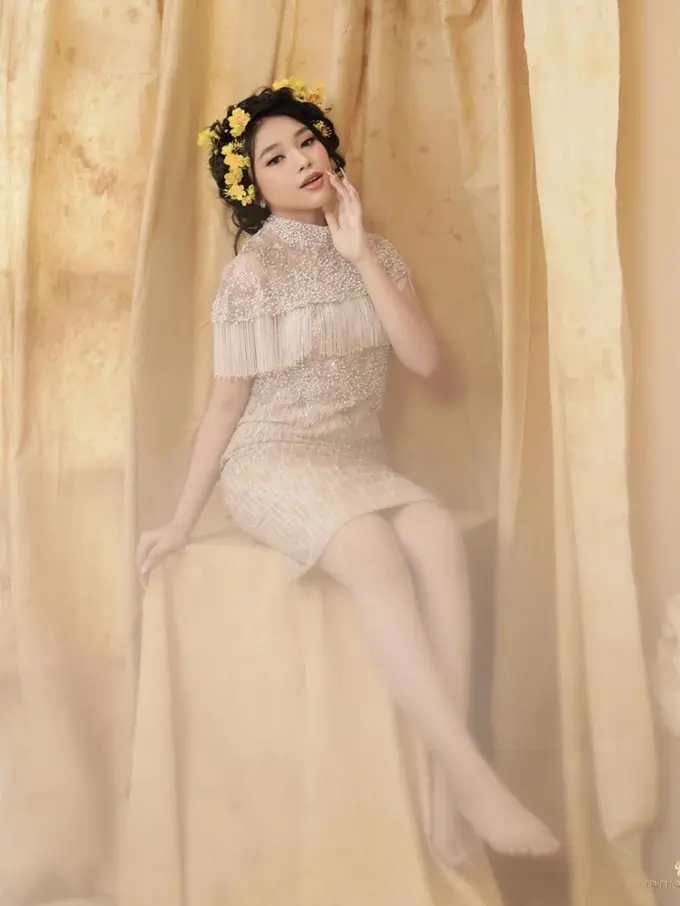 Makin Dewasa, Ini 6 Pemotretan Elegan Anneth Delliecia Juara Indonesian Idol Junior