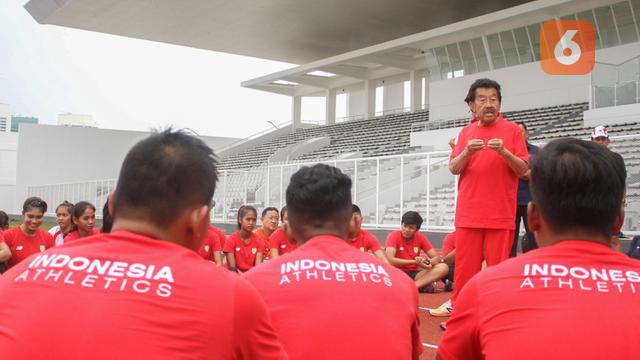 Pelatnas Atletik di Stadion Madya