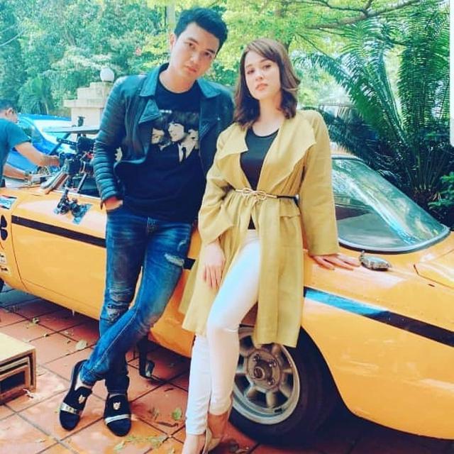 Aldi Taher dan Emma Maembong. (Foto: Instagram @bisikanjenazahfilm)