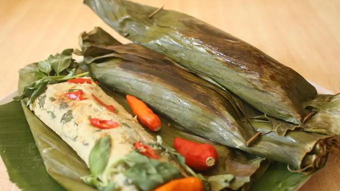 pepes tahu bumbu kacang