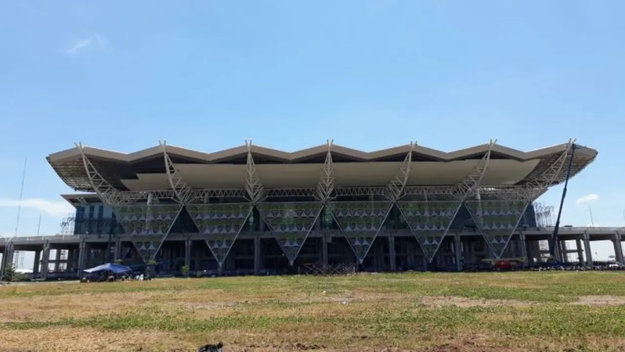Progres pembangunan Bandara Kertajati atau Bandara Internasional Jawa Barat (BIJB), Rabu (4/4/2018). (Ilyas/Liputan6.com)
