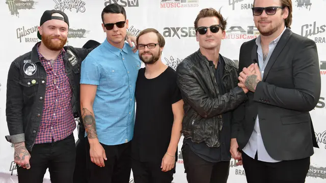 Taylor Lumley, Oshie Bichar, Kamron Bradbury, Caleb Shomo, dan Brandon Mullins dari band Beartooth (Duane Prokop / GETTY IMAGES NORTH AMERICA / Getty Images via AFP).