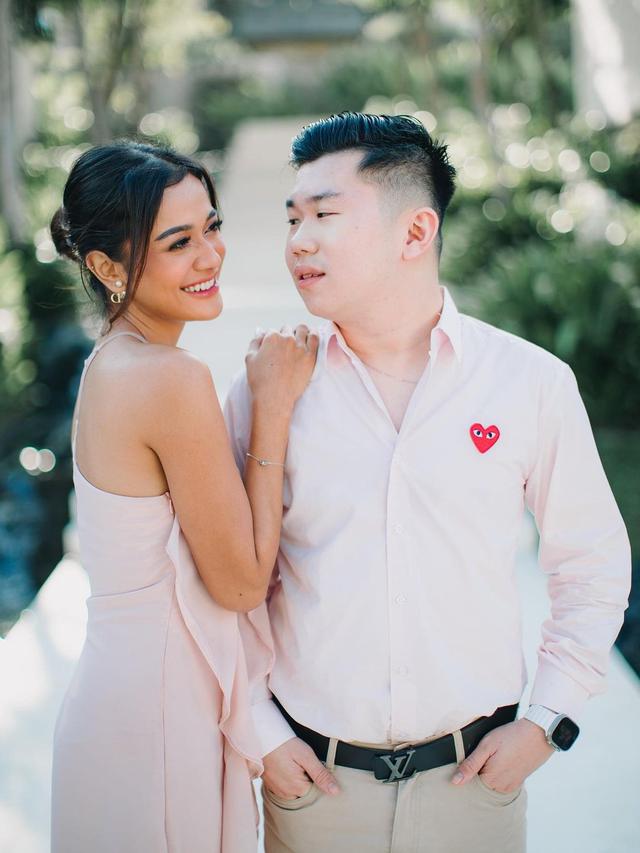 6 Potret Andi Annisa dan Pria yang Diduga Pacar Baru, Jalani Pemotretan Bak Prewedding