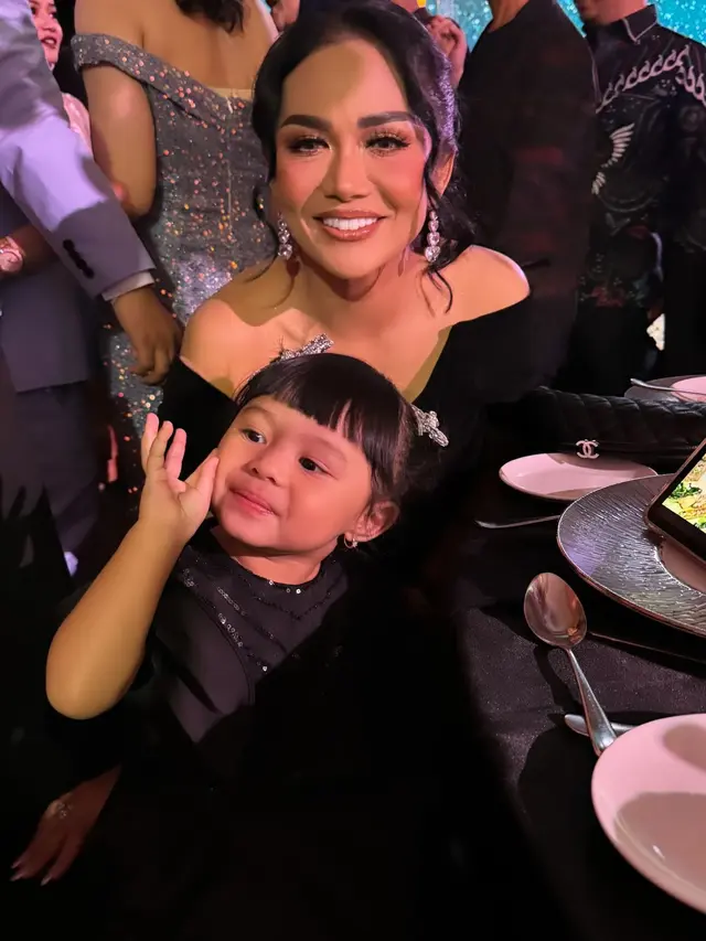 Krisdayanti dan Ameena