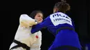 <p>Atlet judo putri Indonesia, Maryam March Maharani (kiri) saat menghadapi pejudo Mozambik, Jacira Ferreira pada laga babak 32 besar kelas 52 kg putri Olimpiade Paris 2024 di Champ-de-Mars Arena, Paris, Minggu (28/7/2024). Maryam March Maharani menang 10-0, namun ahirnya tersingkir di babak 16 besar setelah kalah dari pejudo Kosovo, Distria Krasniqi. (Dok. NOC Indonesia/Naif Muhammad Al'as)</p>