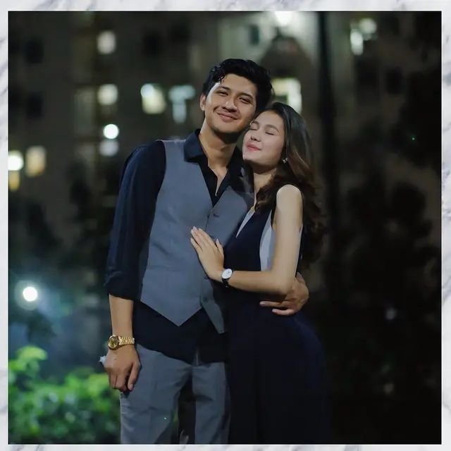 Putus Setelah 2,5 Tahun Pacaran, Ini 6 Potret Kenangan Aditya Zoni dan Zoe Abbas