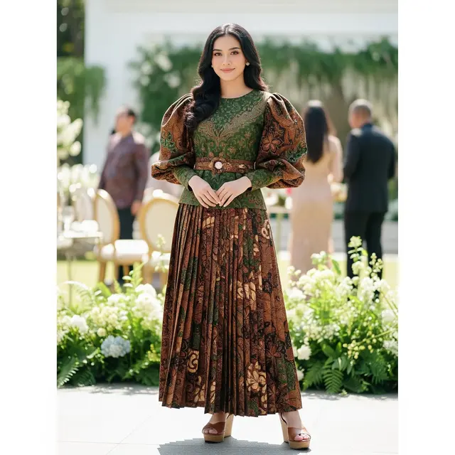 Dress Batik Lengan Puff & Rok Plisket