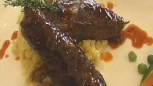 Bosan dengan Sate dan Gule? Coba Kambing Gulung Ini