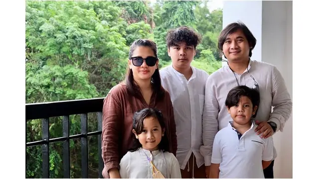 Hengkang dari Sheila On 7, Ini 6 Potret Brian Kresna Putro Bareng Keluarga
