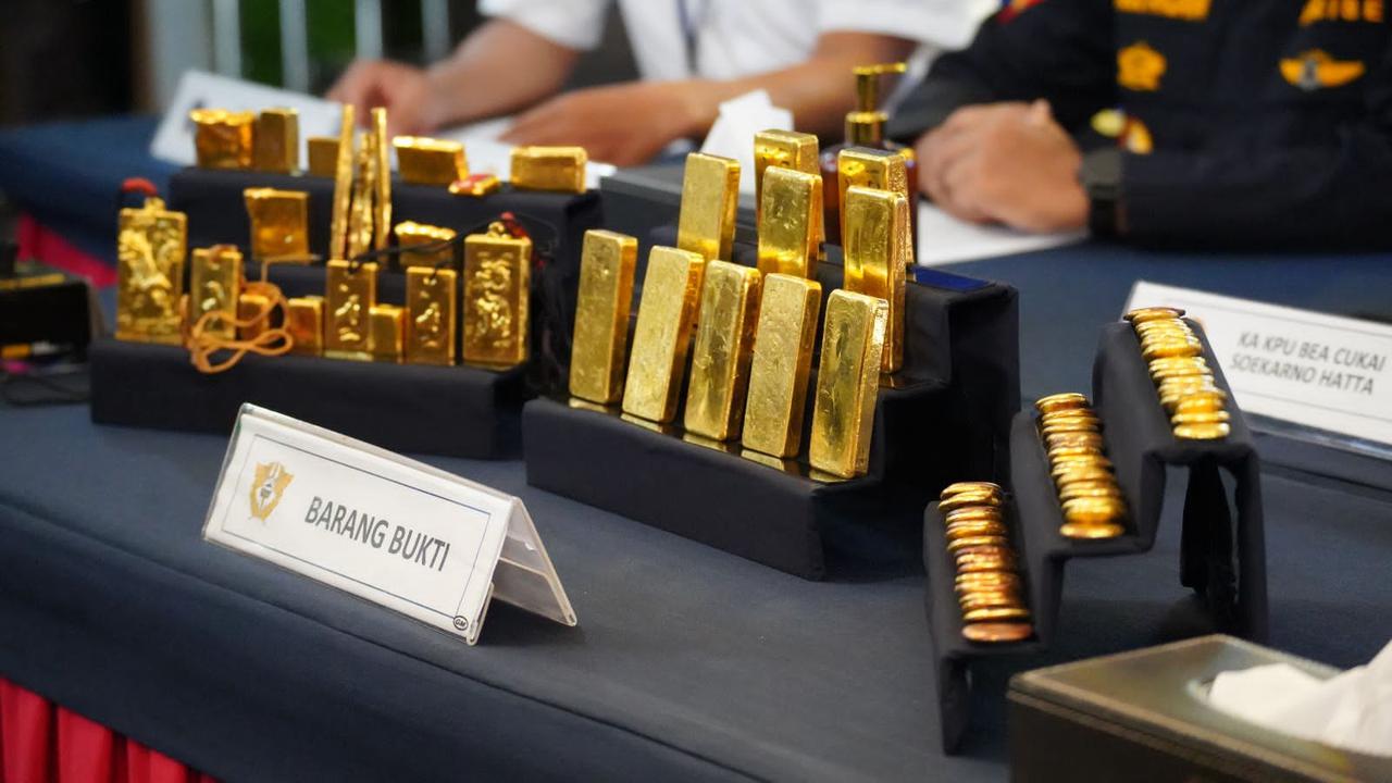 Bea Cukai Cegah Penyelundupan Emas Total Rp 45 M, Ada yang Gotong 10 Kg
