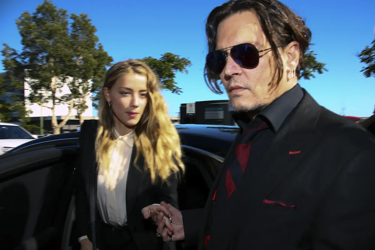 Johnny Deep dan Amber Heard