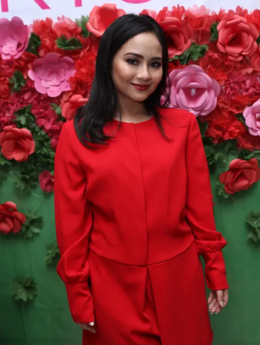Ditemui di Plaza Semanggi, Jakarta, Kamis (19/11/2015), penyanyi 22 tahun ini mengaku ingin mengembangkan dirinya lewat karya-karya yang ia ciptakan sendiri.  Ia ingin menyampaikan apa yang dirasakan olehnya lewat album ini. (Andy Masela/Bintang.com)