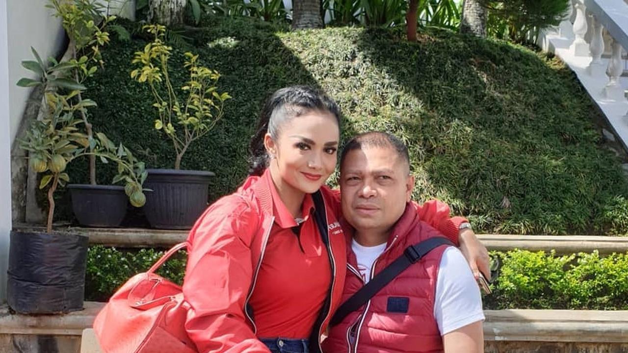 Momen Mesra Krisdayanti dan Raul Lemos (sumber: instagram/@raullemos06)