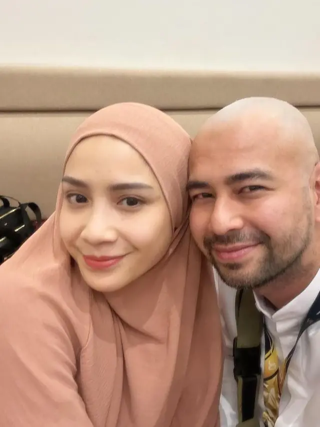 Tampilan Haji Nagita Slavina Kini