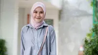 Zaskia Kumpul Keluarga, Sybil Cantik Pakai Hijab