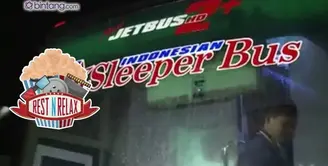 Sleeper bus ini mampu memanjakan kalian para traveler.