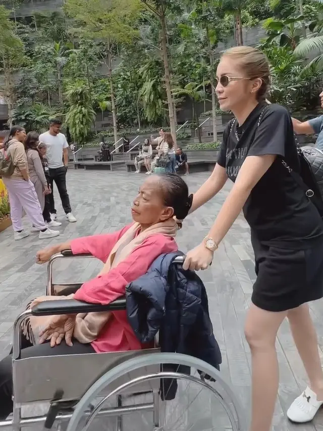 Momo Geisha (Instagram/therealmomogeisha)